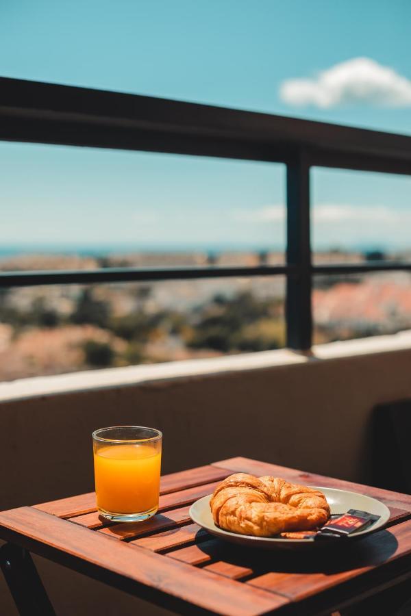 Amazing With Stunning Views Appartamento Marbella