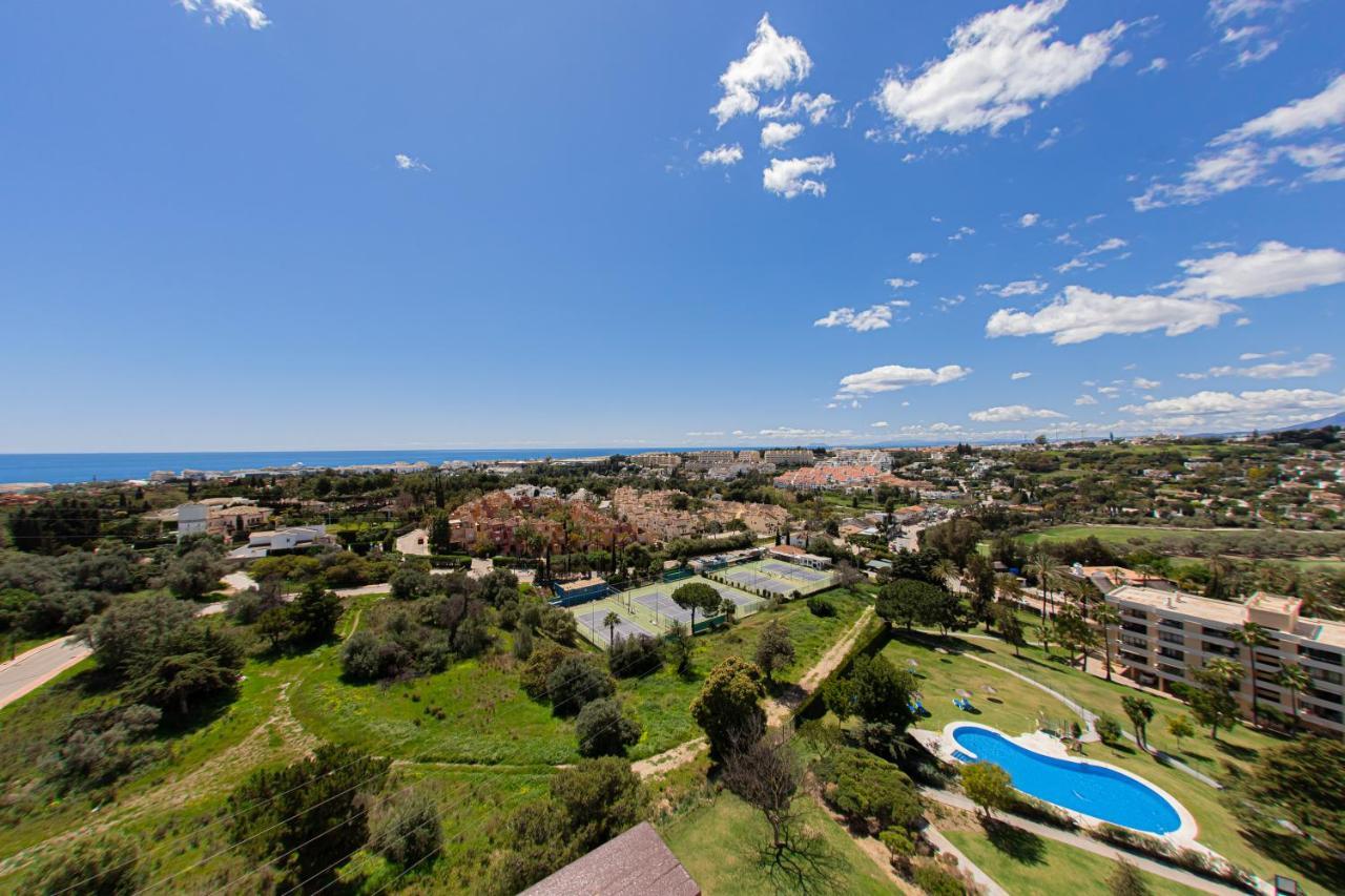 Amazing With Stunning Views Appartamento Marbella